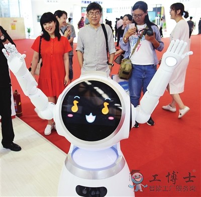 專訪李德毅:人工智能 從“招手”到“握手”_中國機(jī)器人網(wǎng)