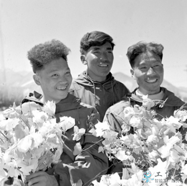 機(jī)器人也有攀登者，登頂珠峰的機(jī)器人來了